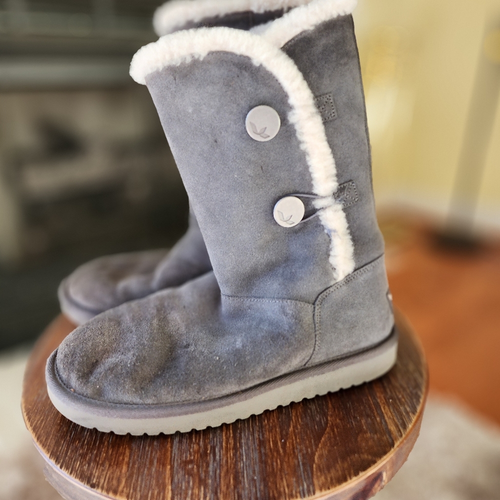 Kookaburra by Ugg SZ 8